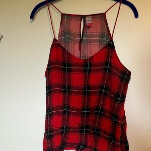 No Boundaries Red and Black Sleeveless Crop Camisole